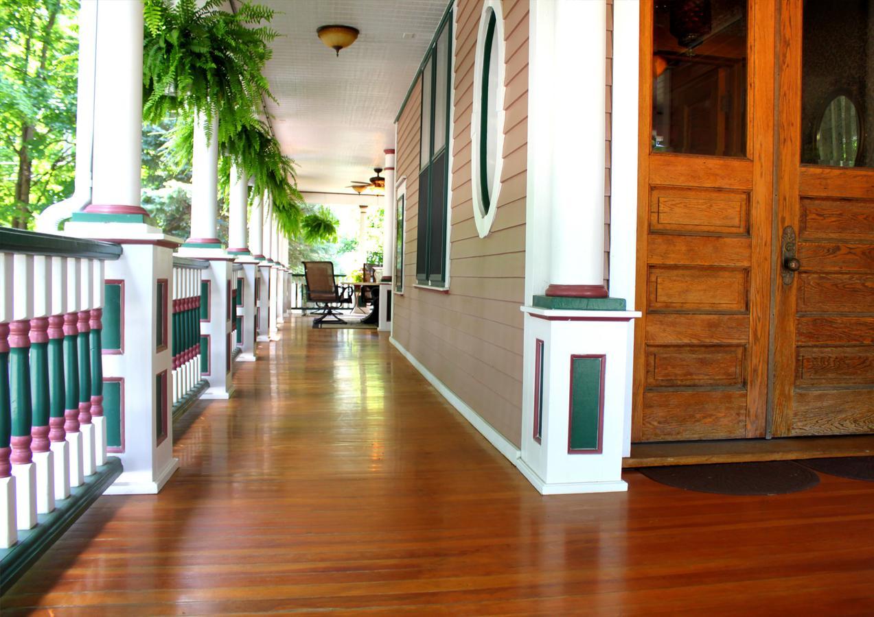 Himelhoch Bed & Breakfast Caro Exterior photo